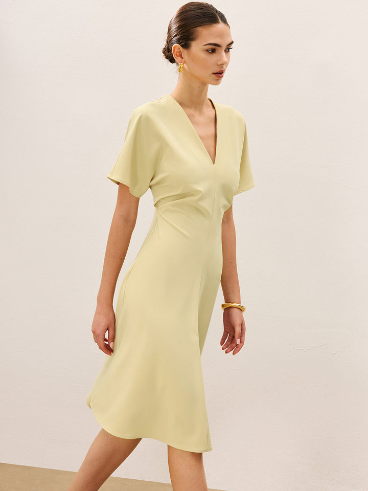 Robe Mi-longue Manches Courtes Col V