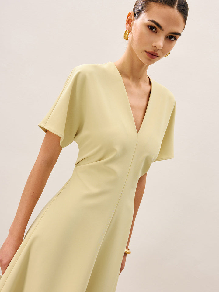 Robe Mi-longue Manches Courtes Col V