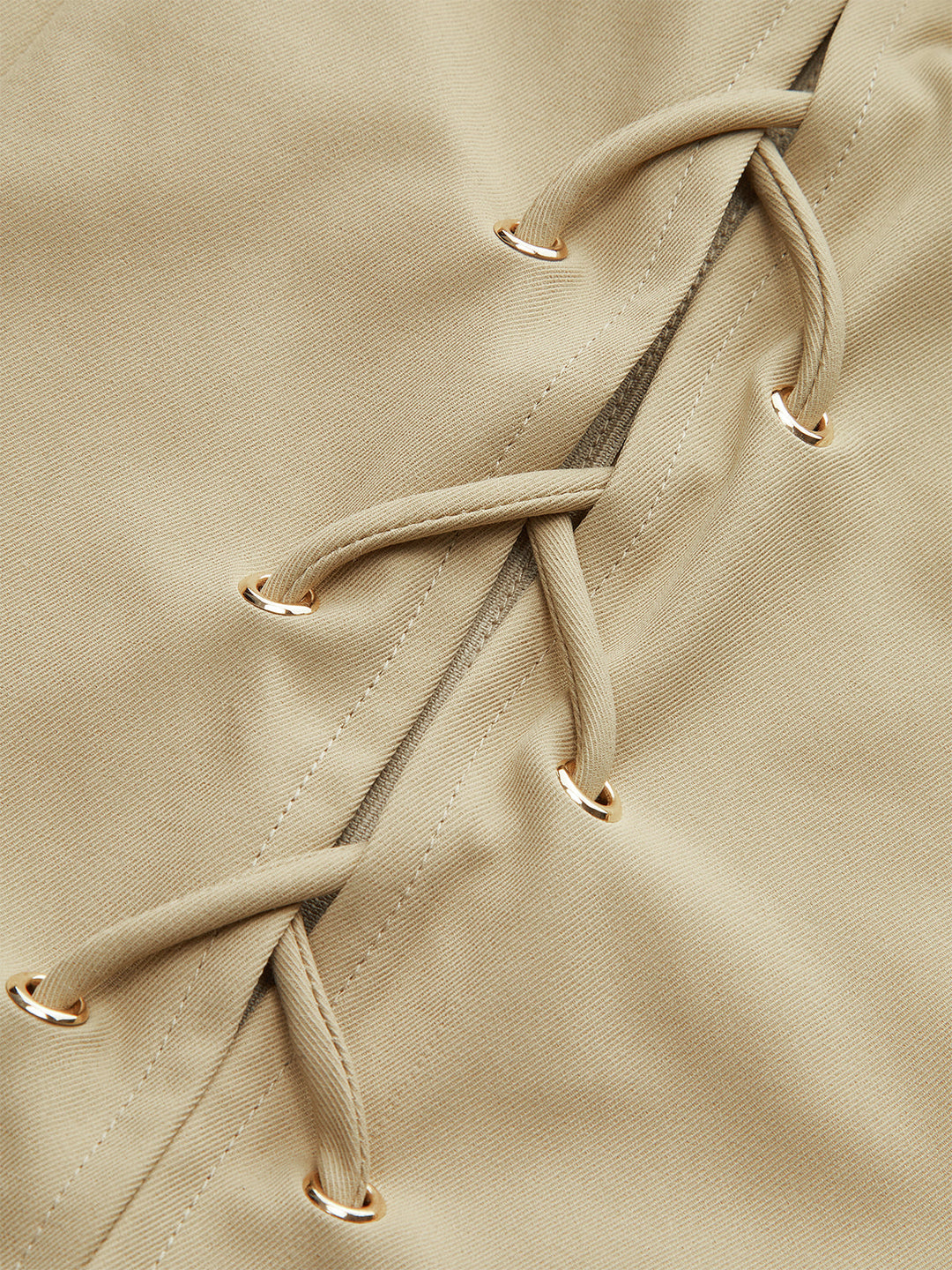 Robe Mini à Lacets en Dentelle