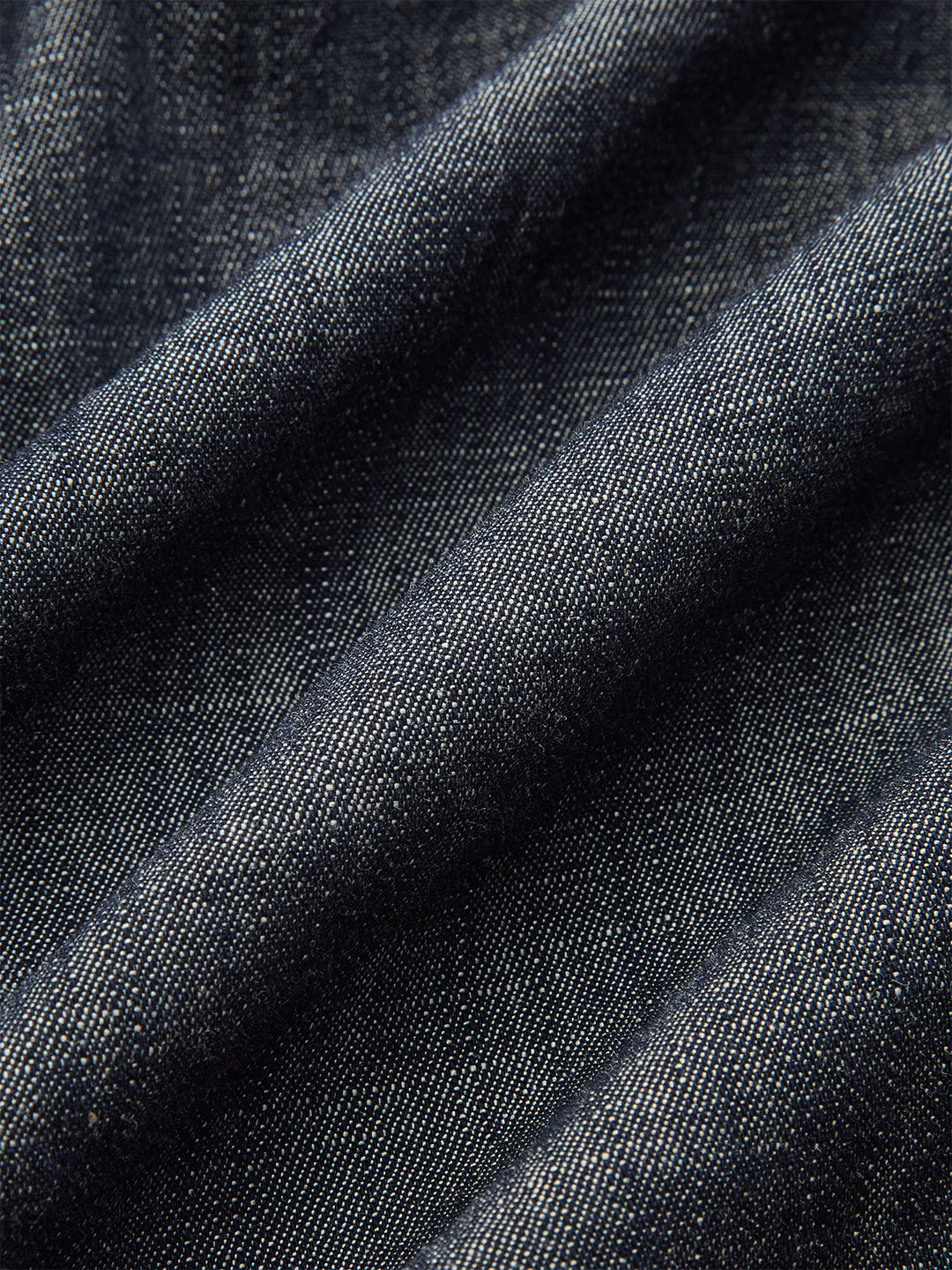 Robe Longue à Manches Bouffantes et Boutonnée sur le Devant