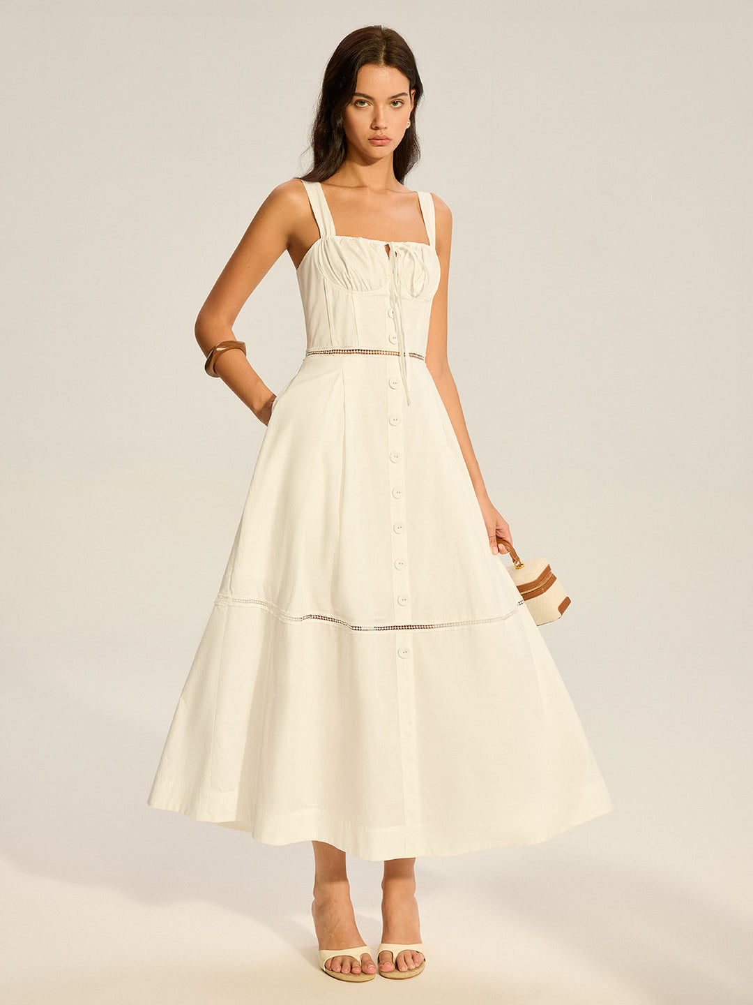 Robe Maxi en Coton avec Panneaux de Dentelle et Fermeture à Liens au Dos