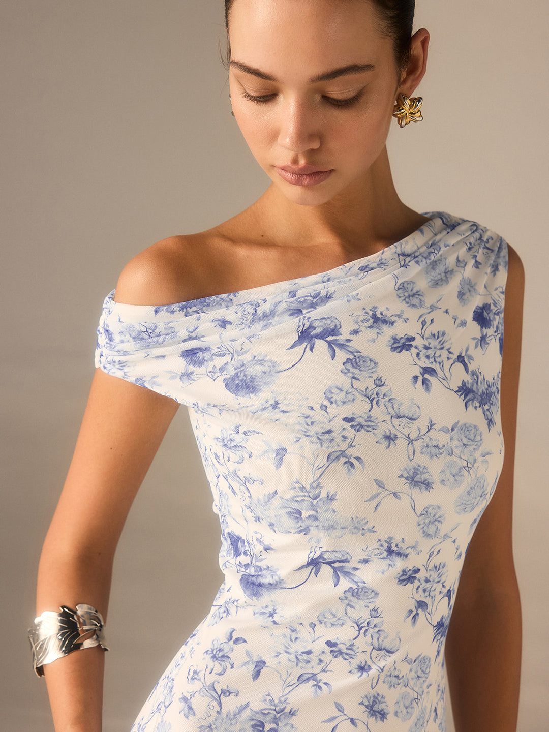 Robe Longue Asymétrique à Épaule Dégagée Florale