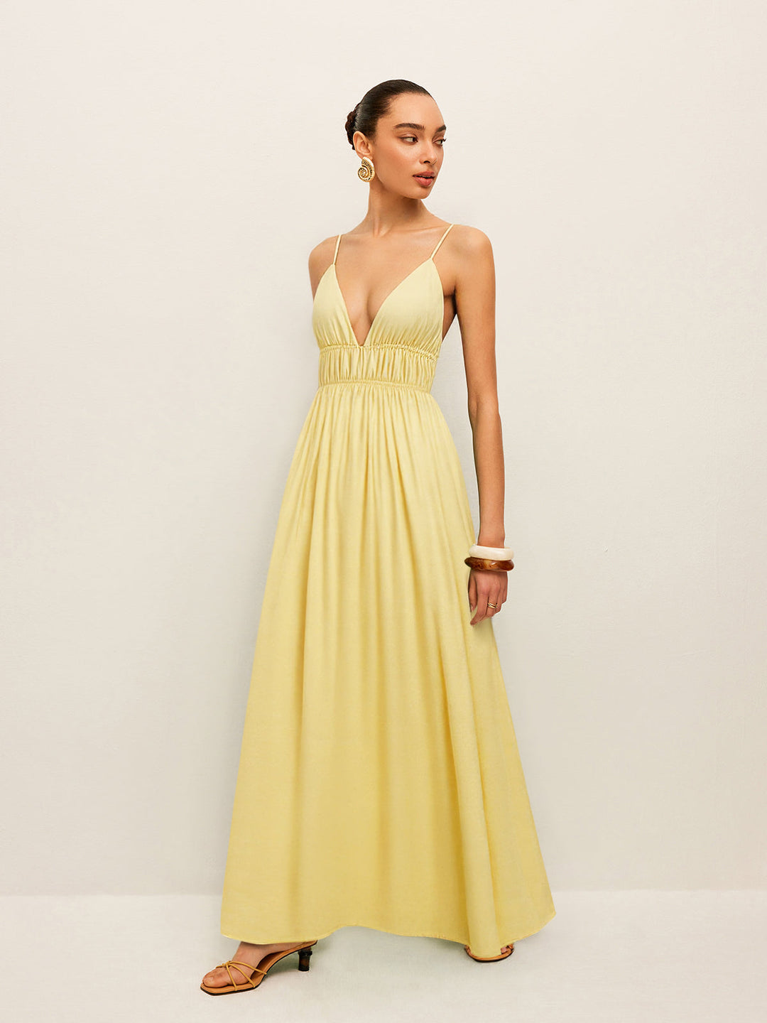 Robe Longue à Bretelles Spaghetti avec Taille Froncée et Dos Croisé