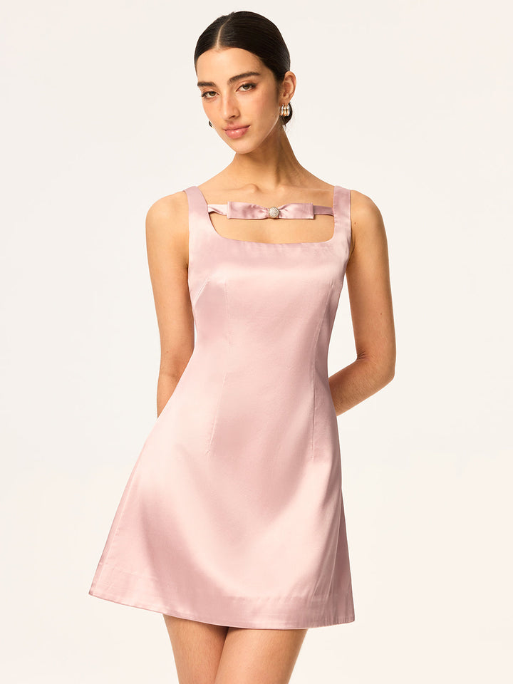 Mini Robe en Satin avec Nœud et Détail Strass