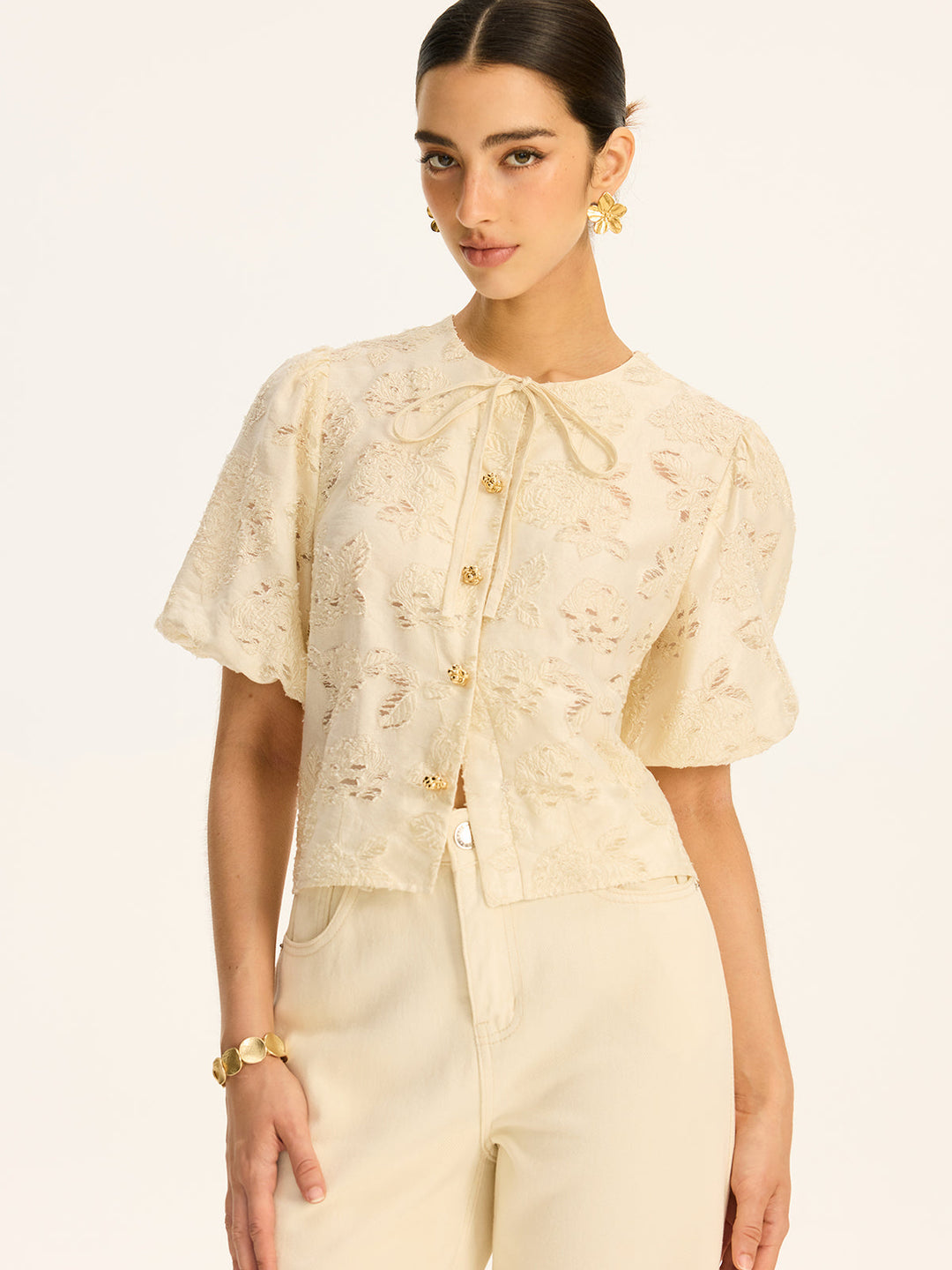 Haut en coton mélangé jacquard semi-transparent avec bouton métallique