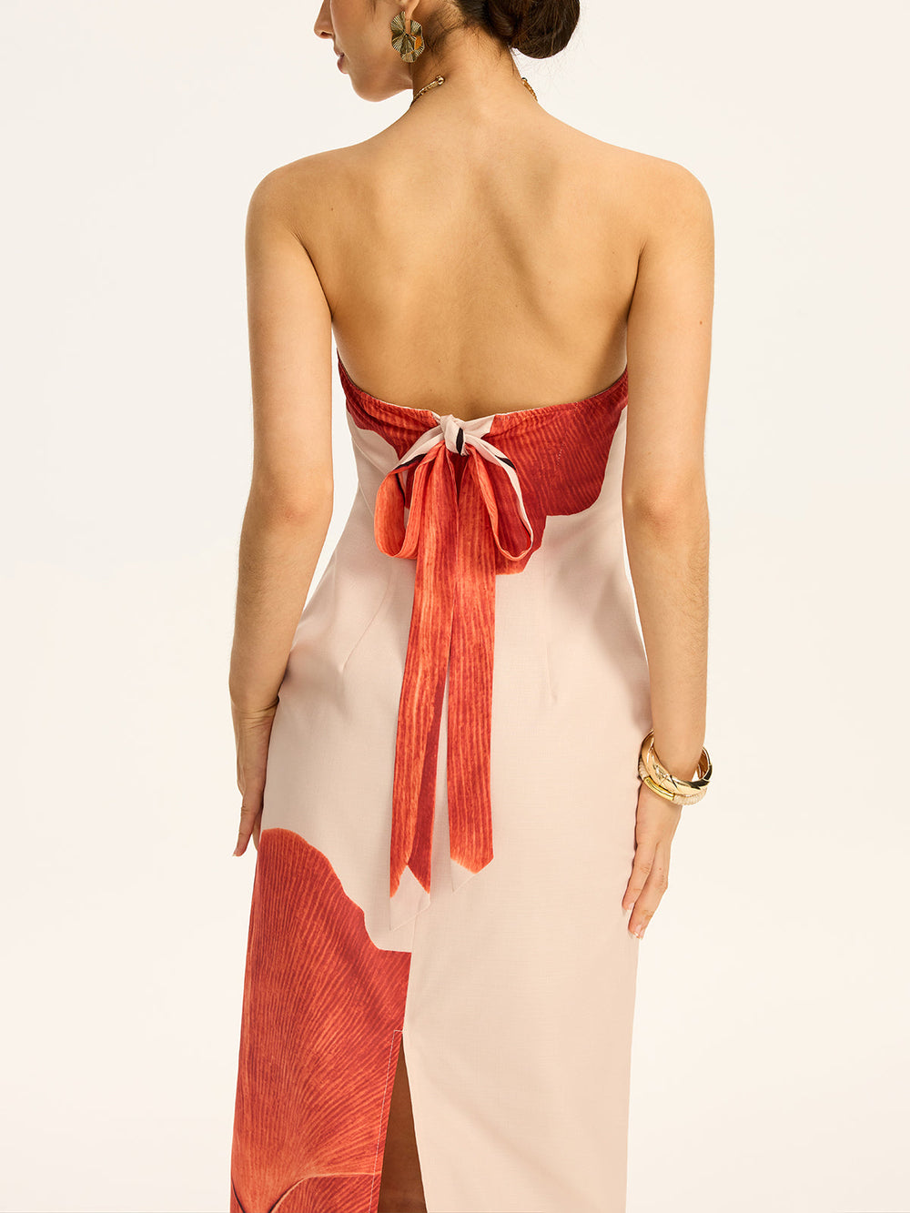 Robe Longue Sans Bretelles Imprimée avec Nœud Arrière et Fente