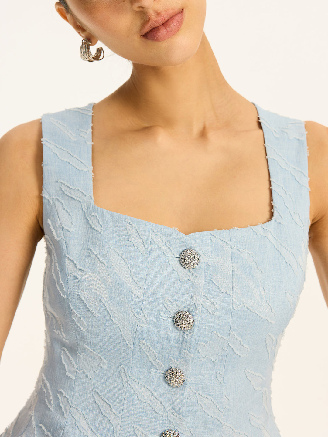 Gilet Peplum en Métal à Boutons en Tissu Texturé