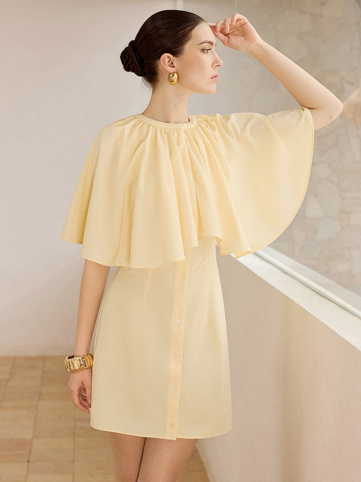 Robe Mini Boutonnée Manches Cape
