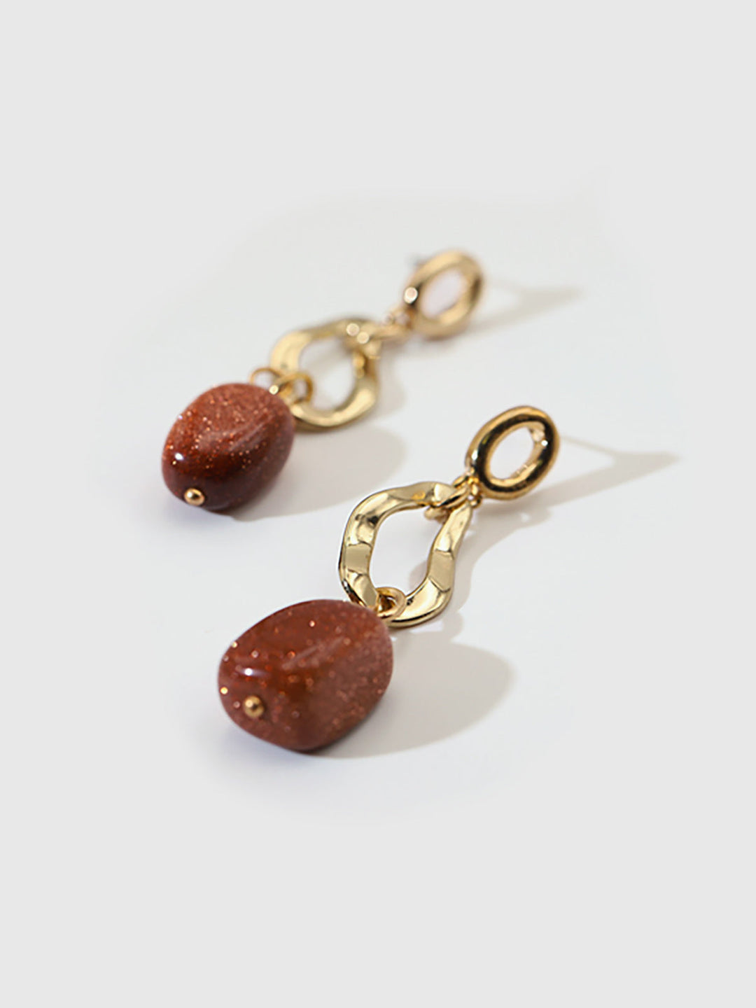Boucles d'oreilles pendantes en pierre