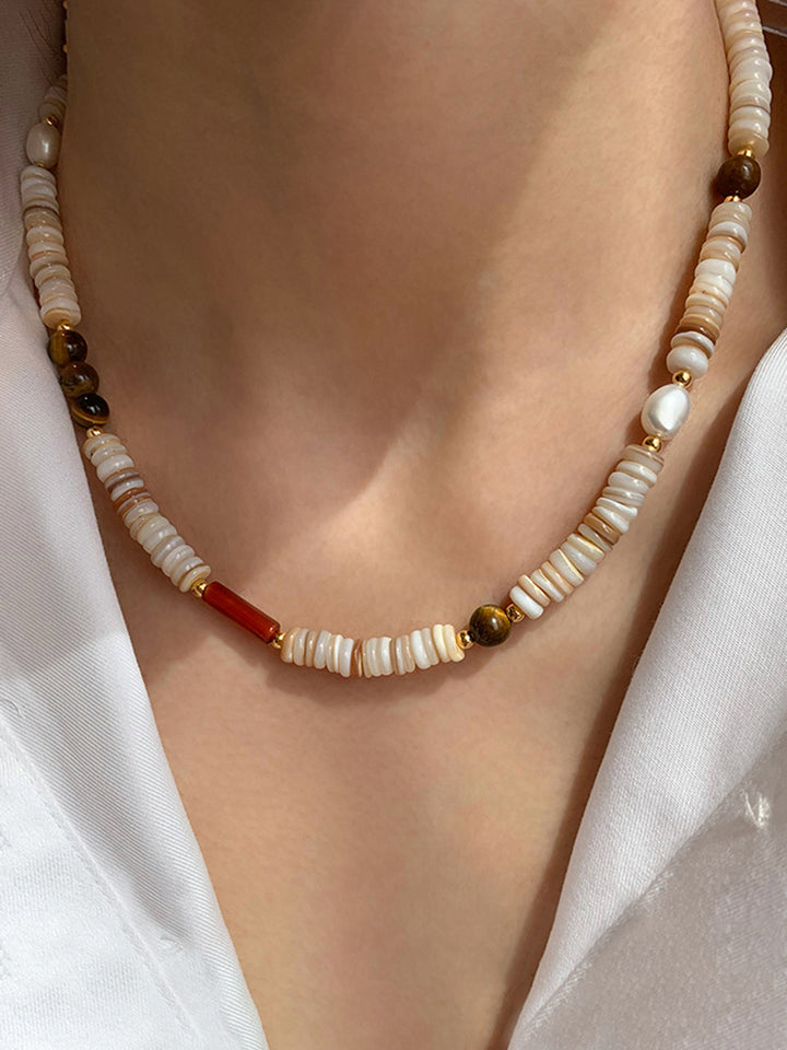 Collier Ras du Cou en Œil de Tigre et Nacre