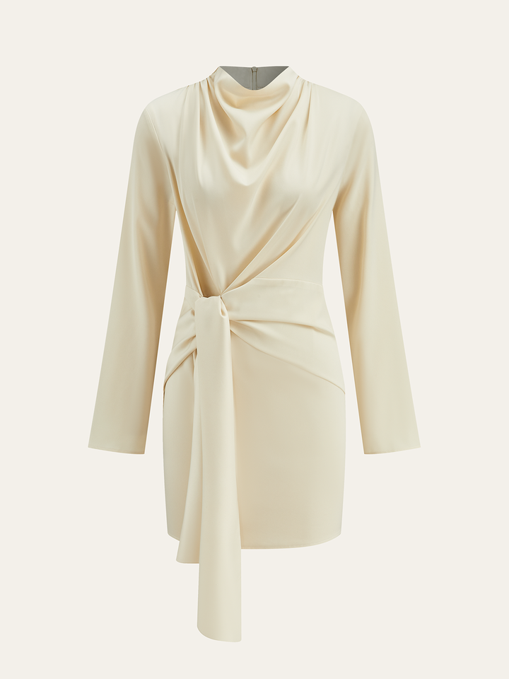 Robe à col drapé et ceinture