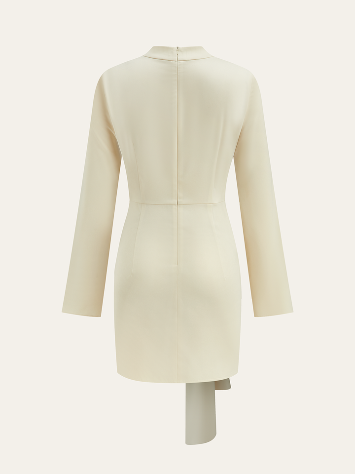 Robe à col drapé et ceinture