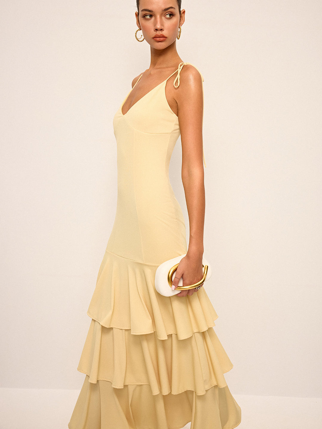 Robe Longue à Bretelles Épaules Annodées