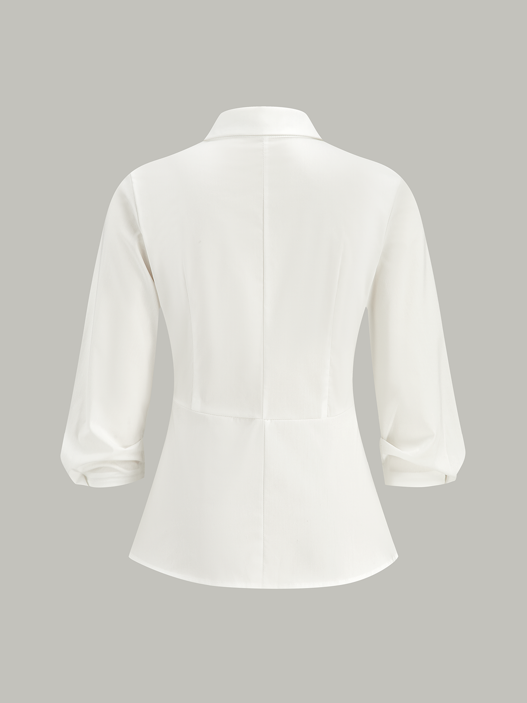 Chemise asymétrique à boucle métallique