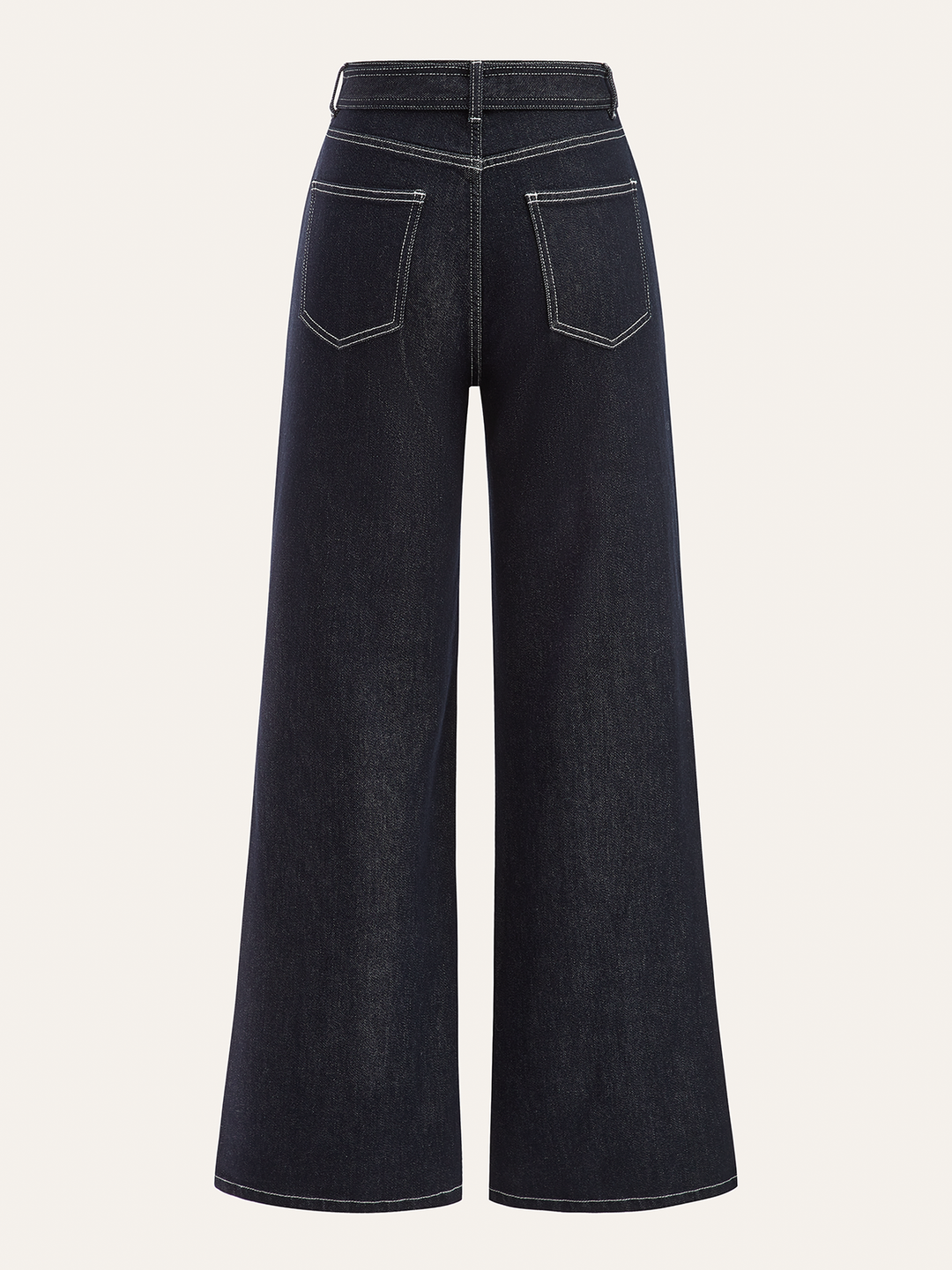 Pantalon en jean avec surpiqûres contrastées et ceinture