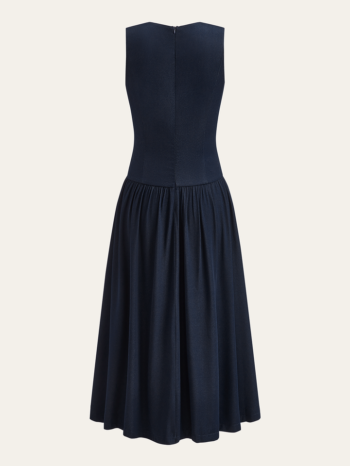 Robe mi-longue en jean à ruchés et col en V