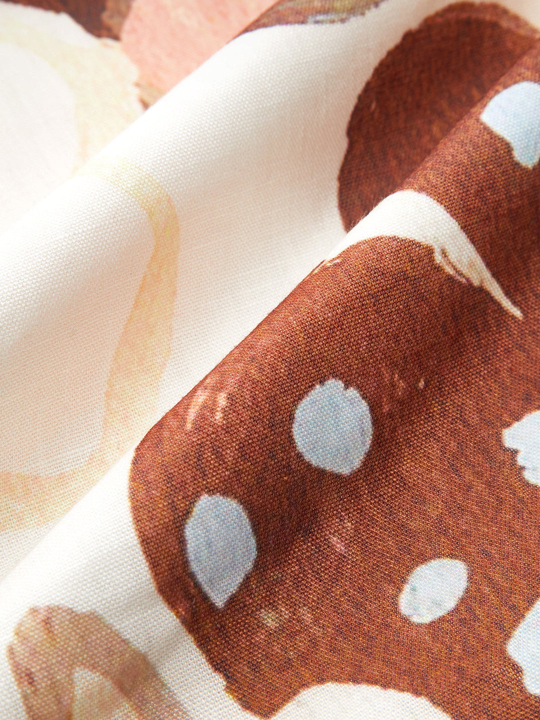 Robe imprimée asymétrique à ceinture