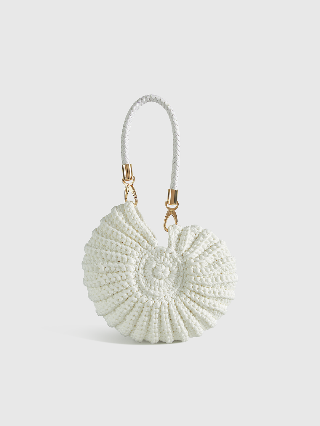 Sac à main en forme de conque au crochet