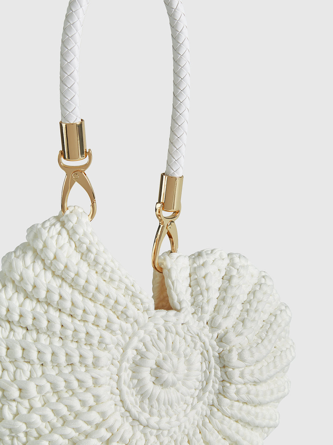 Sac à main en forme de conque au crochet