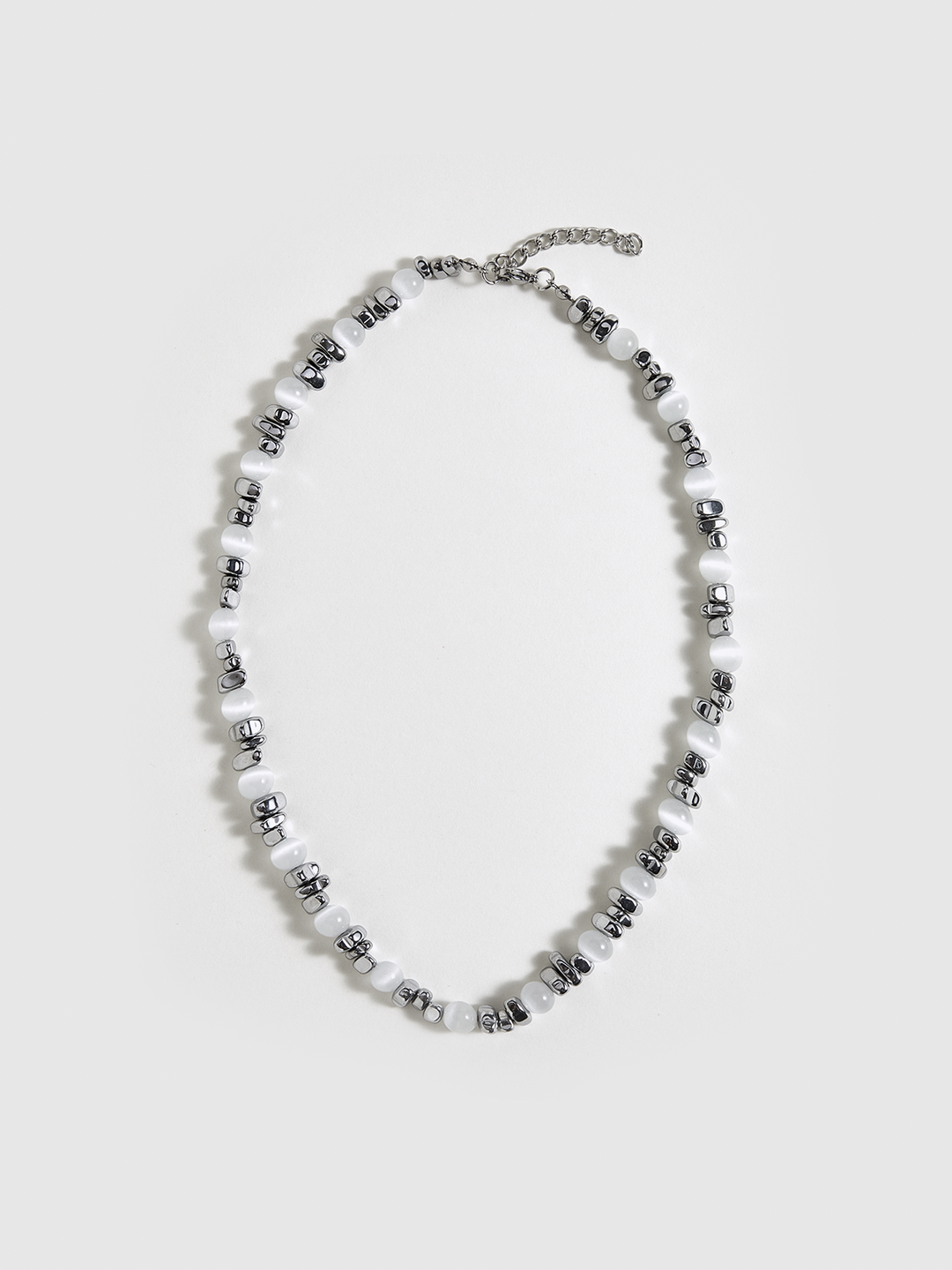 Collier Ras du Cou Perlé en Argent