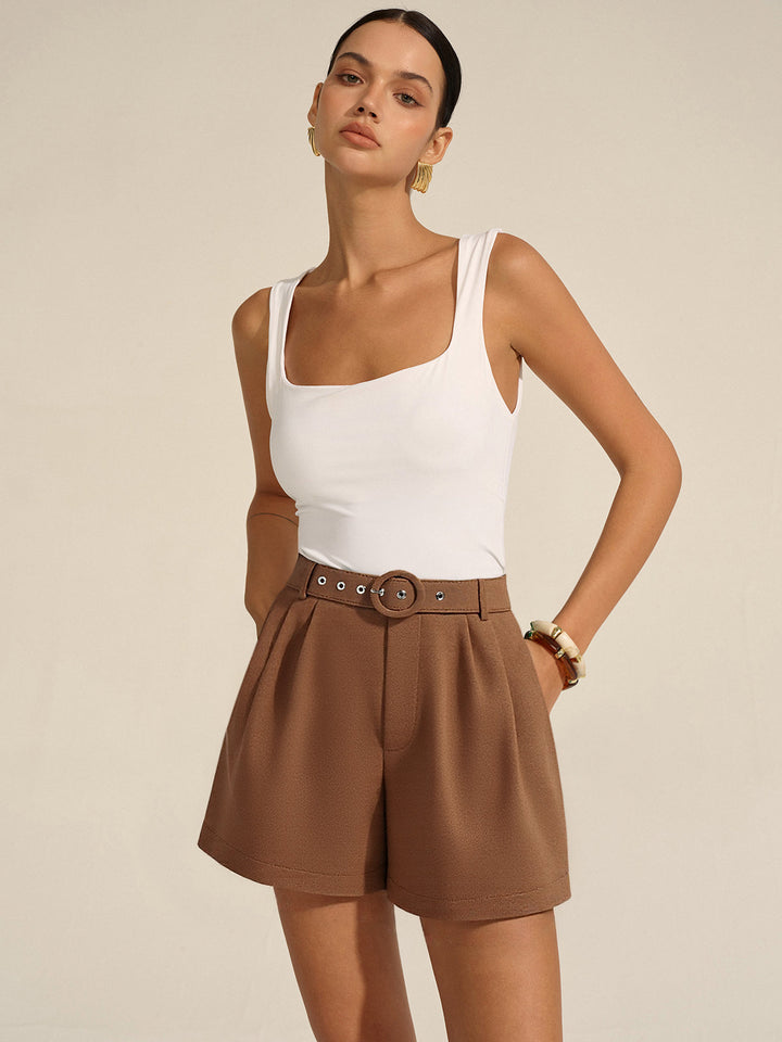 Shorts mi-taille avec ceinture