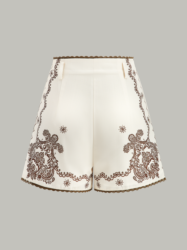 Short uni imprimé floral avec bordures en dentelle et ceinture