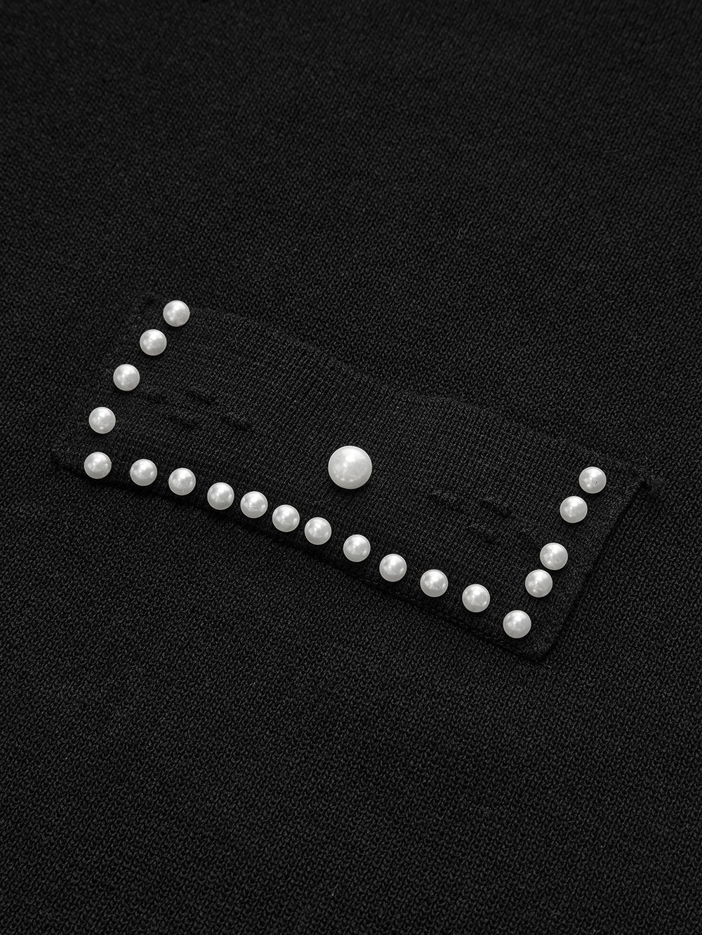 Robe mi-longue en tricot avec bordure en perles