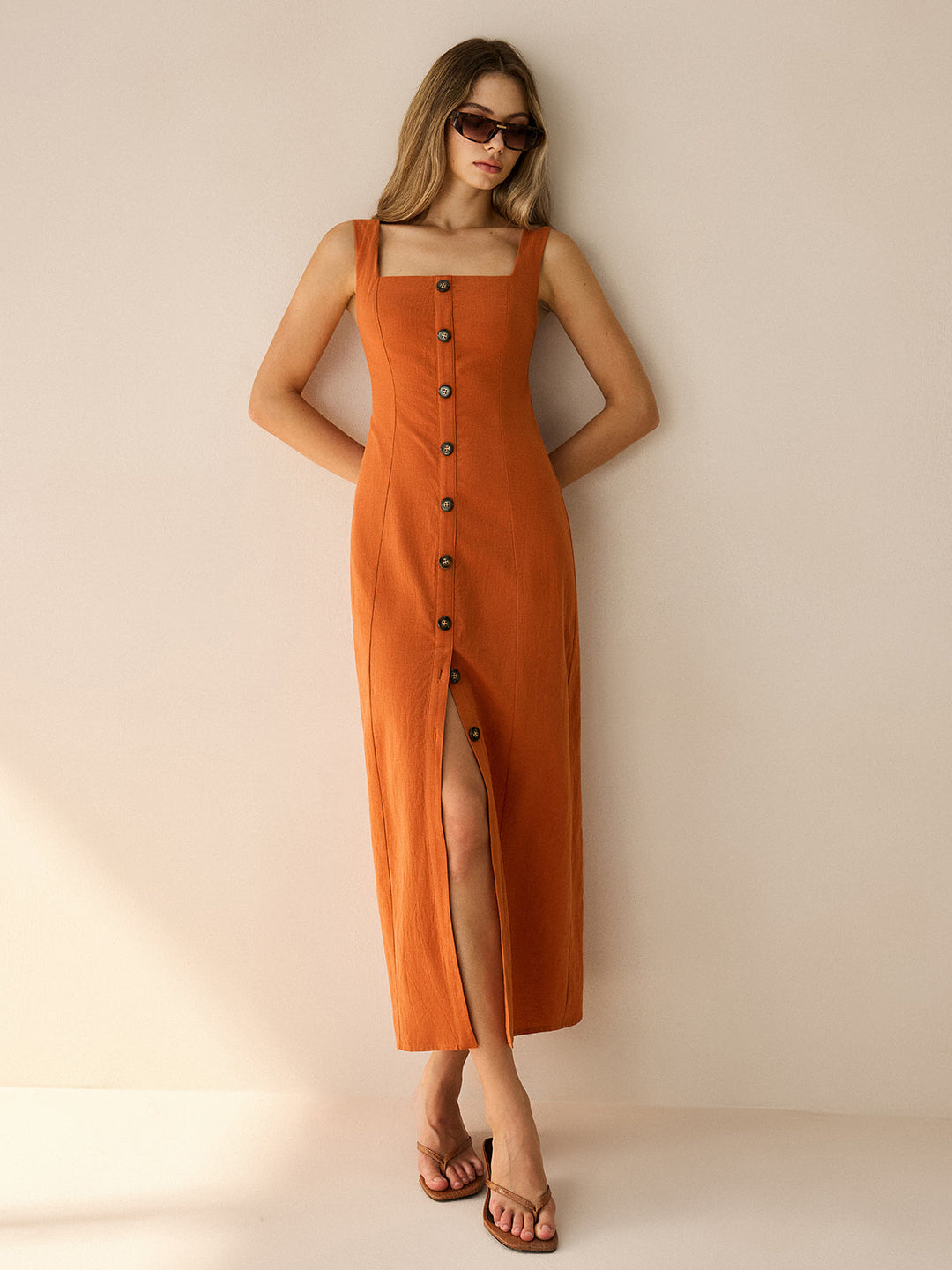 Robe Longue à Col Carré Boutonnée avec Fente