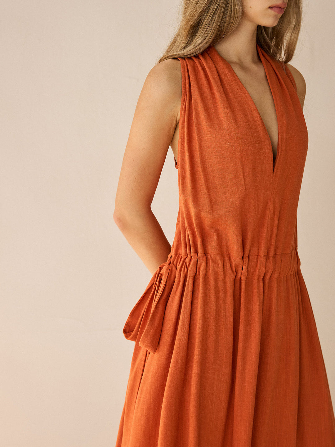 Robe Longue Dos-Nu en Coton et Lin