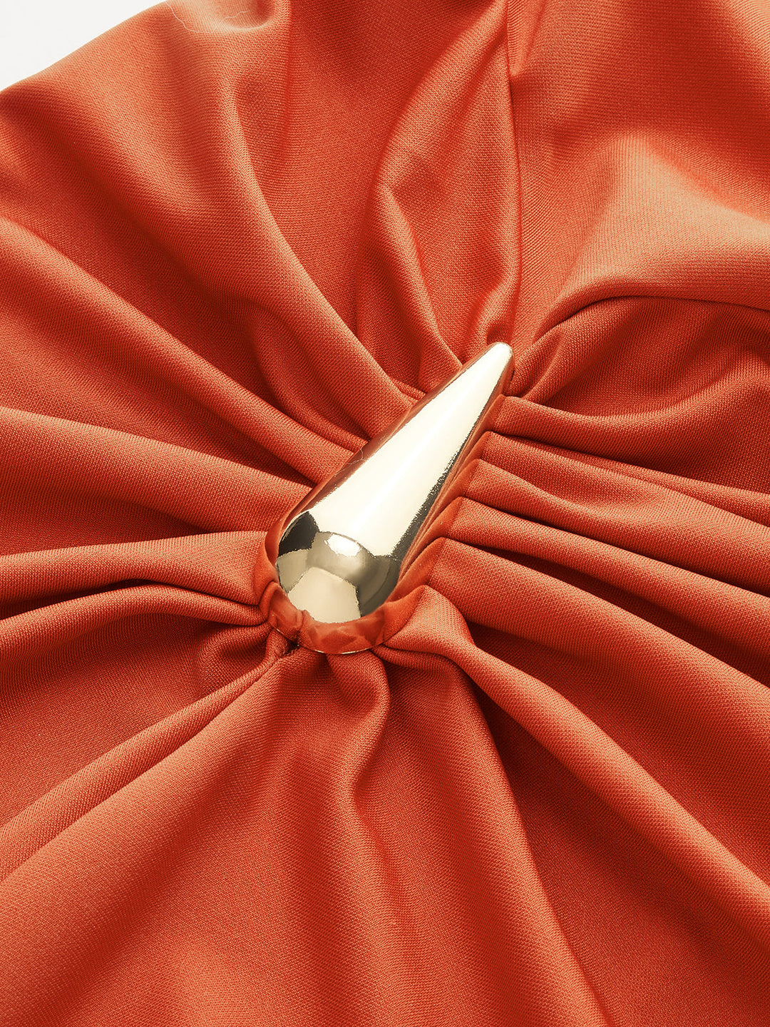 Mini-robe asymétrique à volants en métal