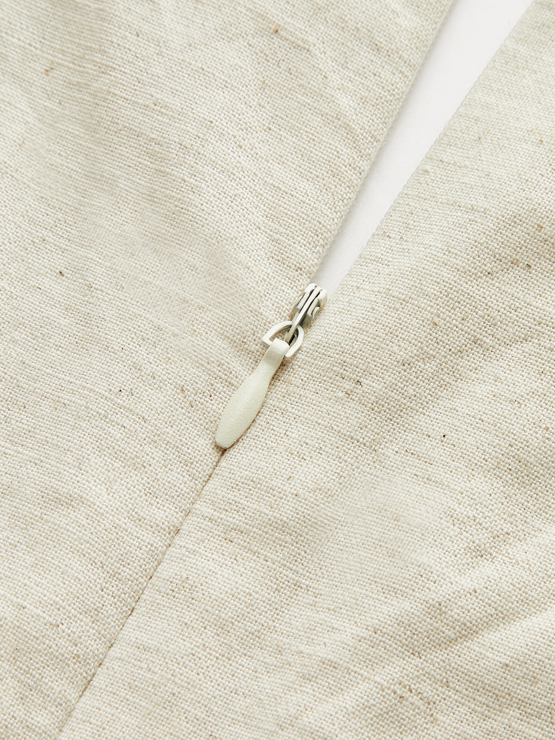 Robe Mini en Coton et Lin Ruchée avec Boutons