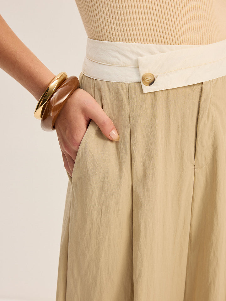 Pantalon large à ceinture contrastante