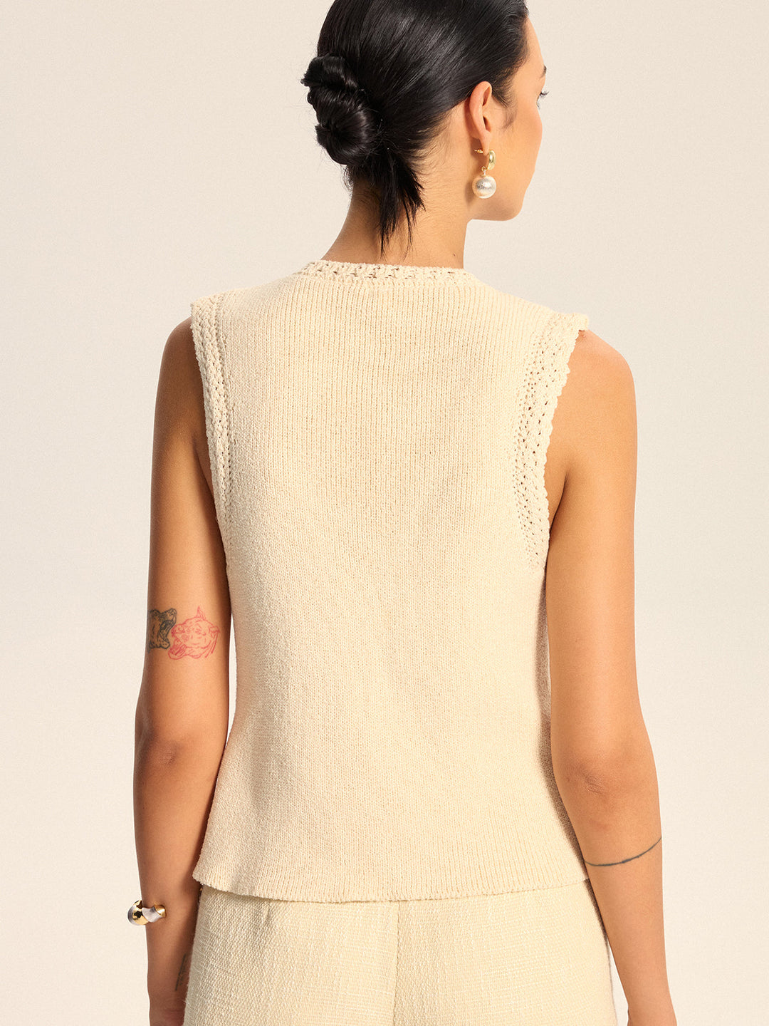Gilet en maille à bordure crochet