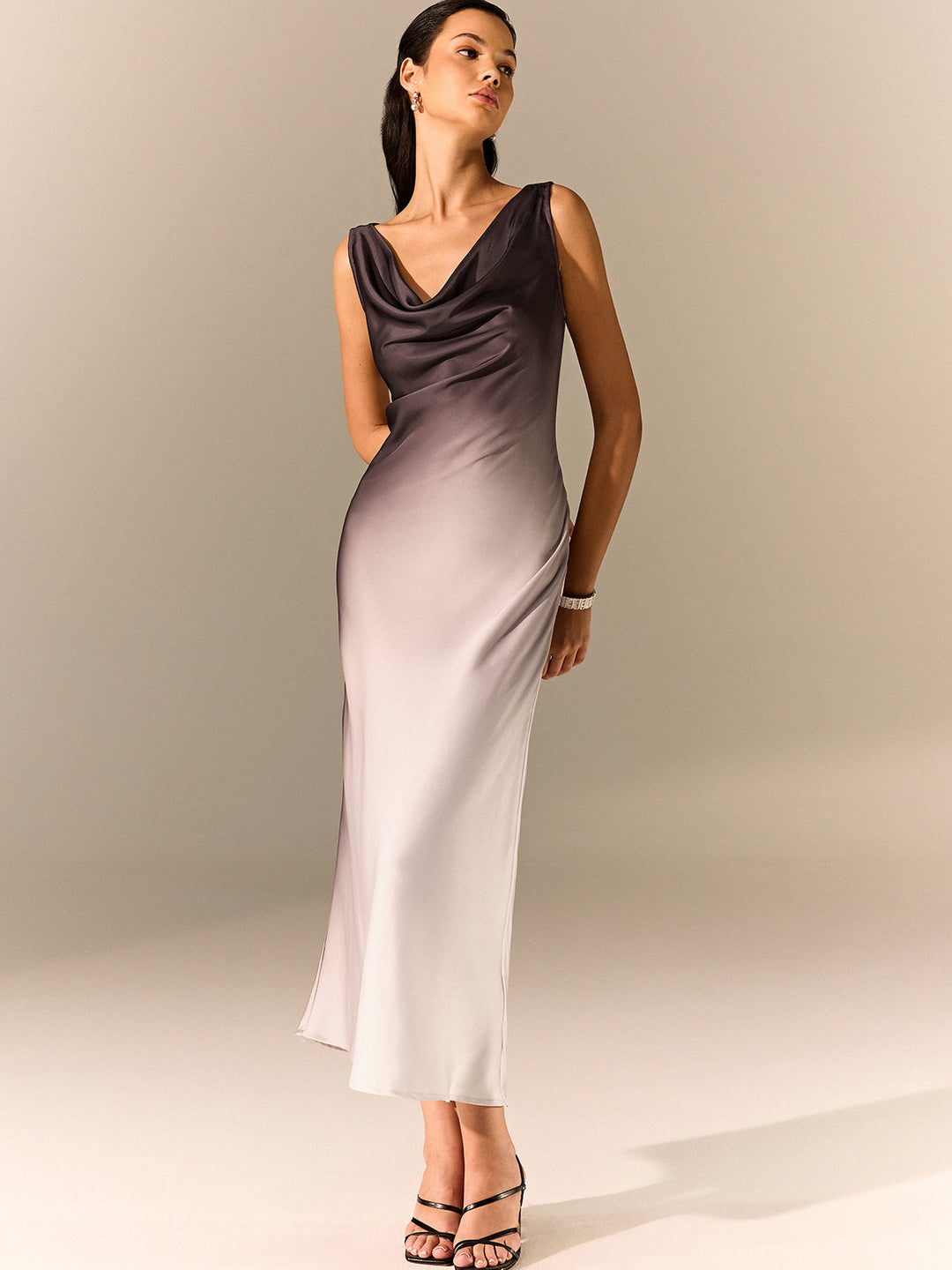 Robe Longue à Col Cheminée en Satin Ombré