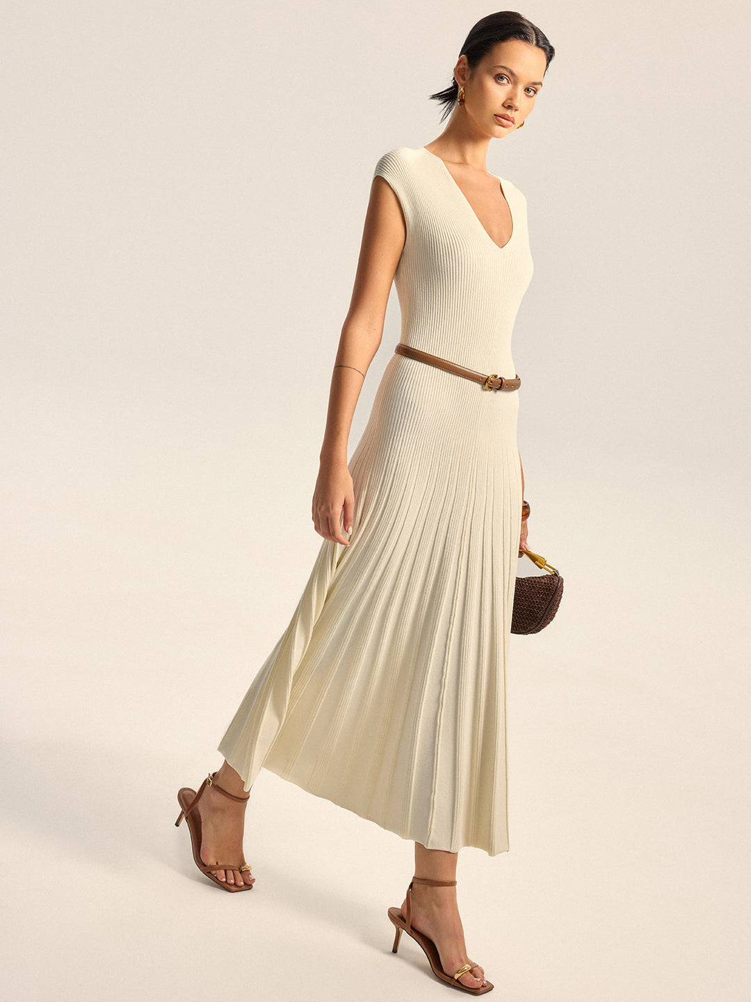 Robe Mi-longue Ajustée en Tricot Nervuré à Col en V Sans Ceinture