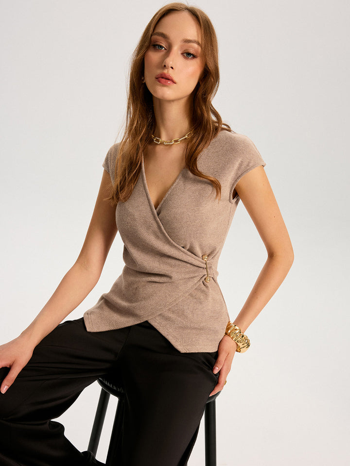 Top en tricot à manches courtes avec détail métallique