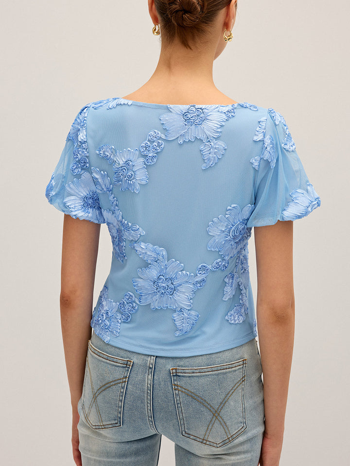 Haut en maille à col carré brodé floral