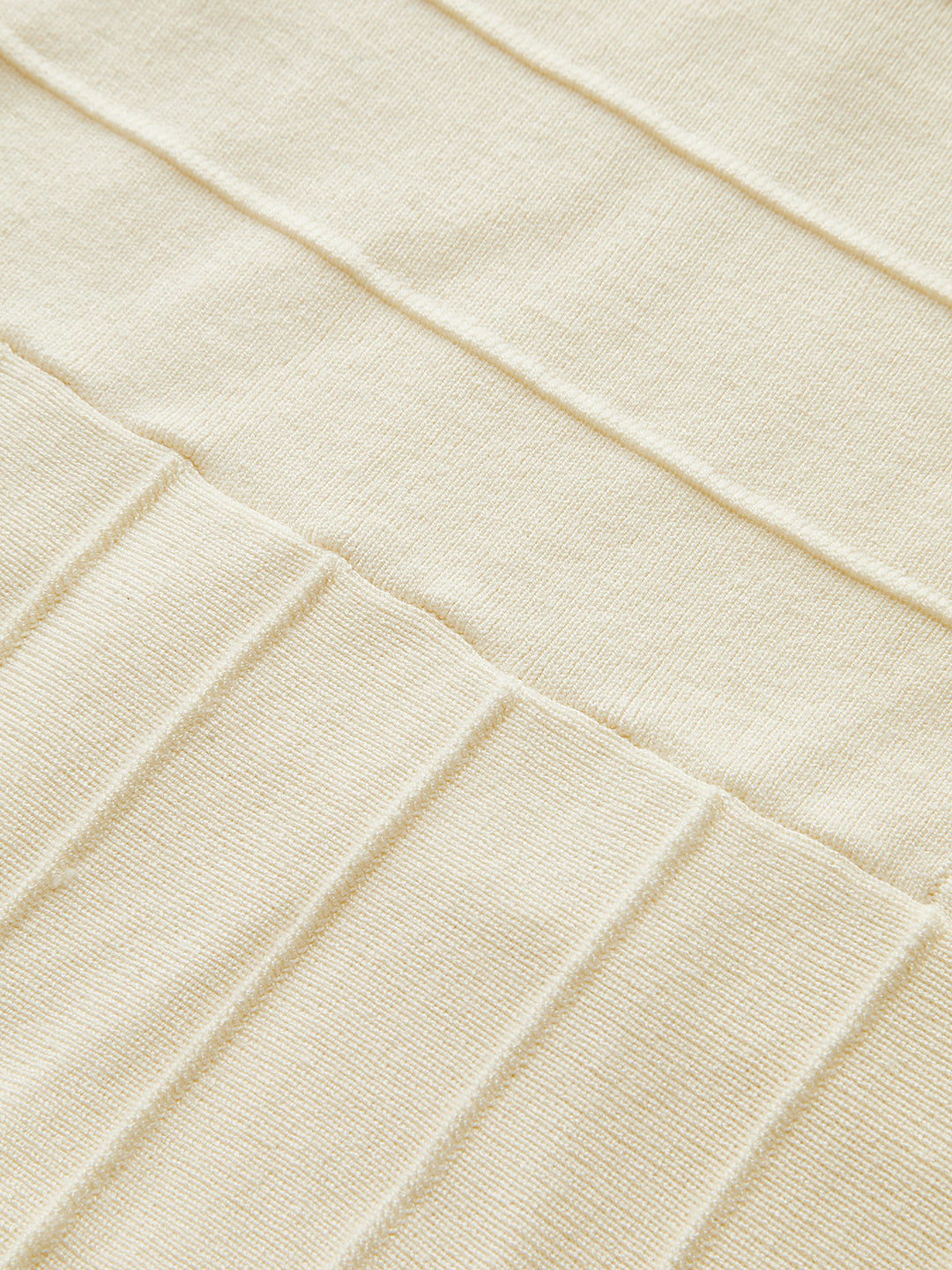 Robe Pull Col Montant Sans Dos