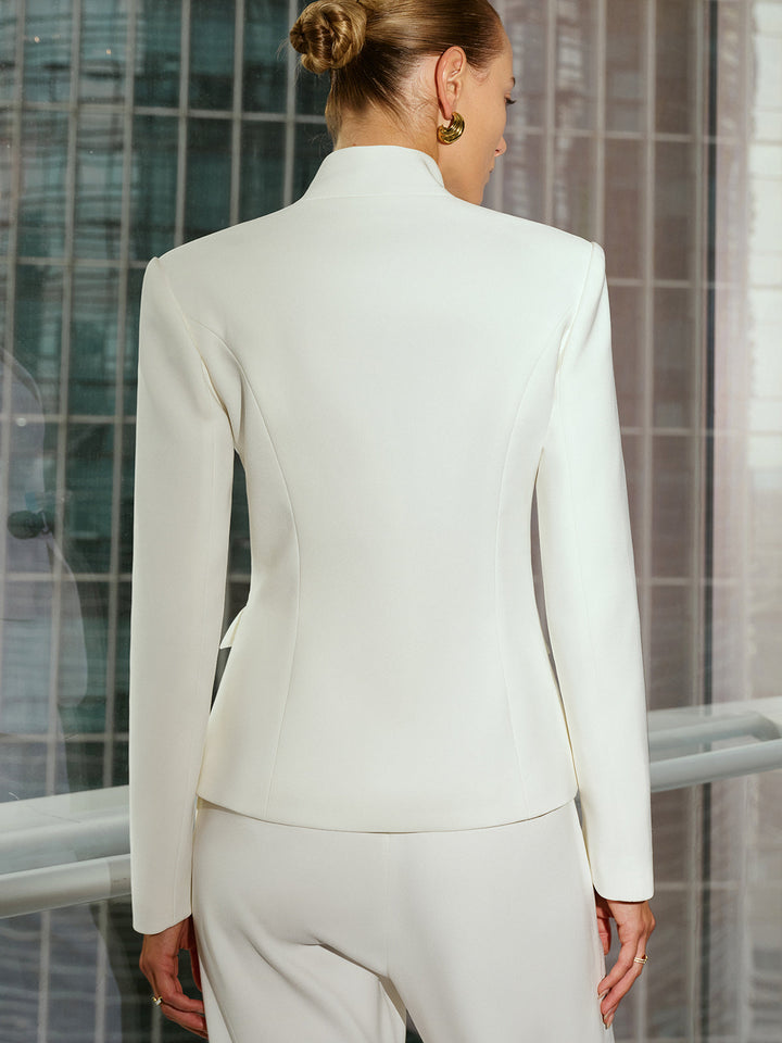 Blazer à col droit avec détail de boucle