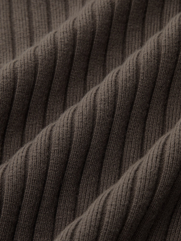 Cardigan en maille à col côtelé et boutons métalliques