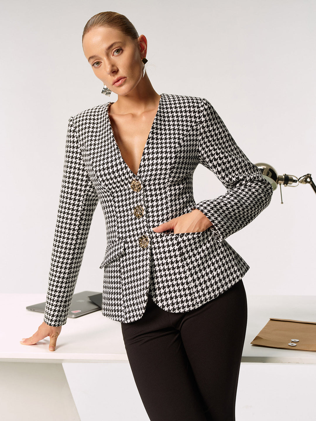 Blazer à chevrons avec boutons métalliques